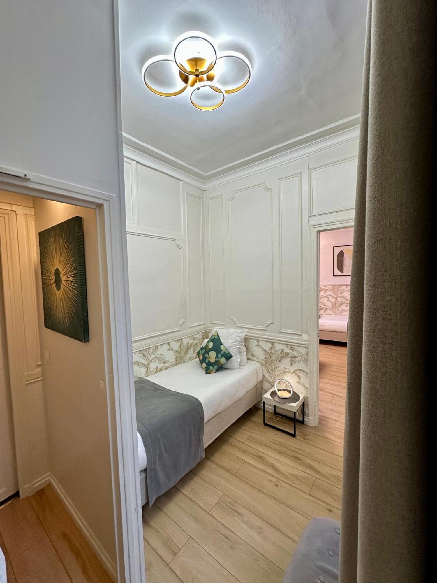 Oceanic - Grands Magasins Hotel